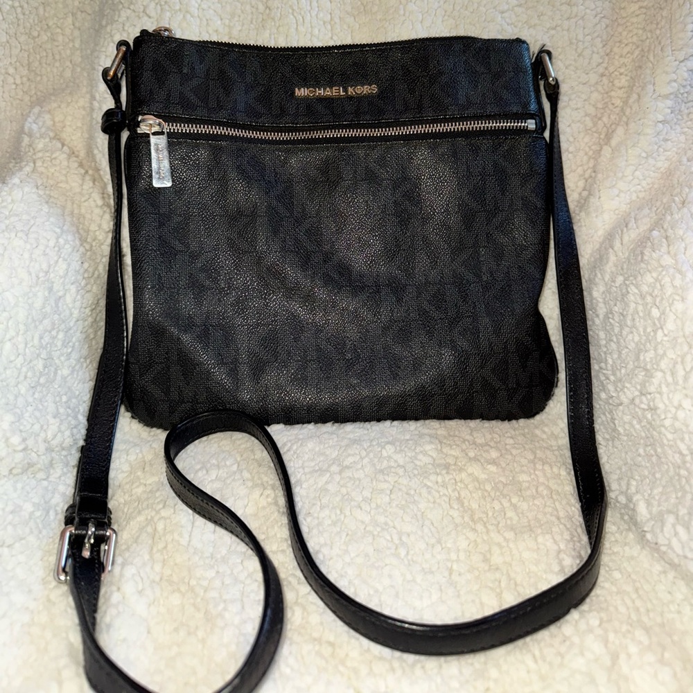Michael Kors Bedford Crossbody